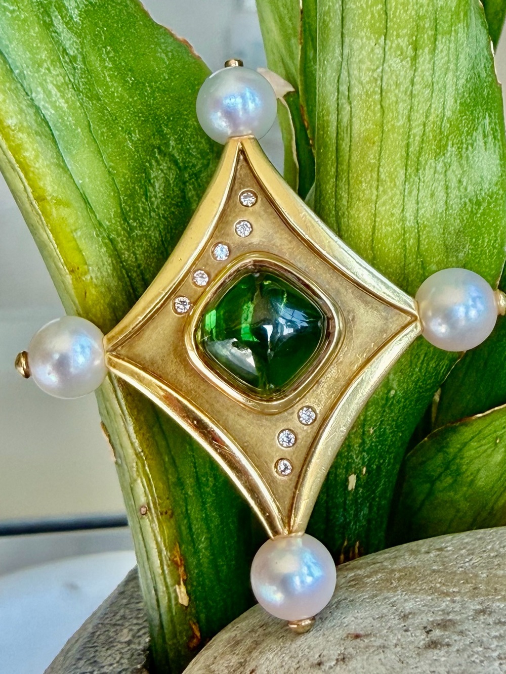 Susan/S. Sadler 18k pendant or brooch